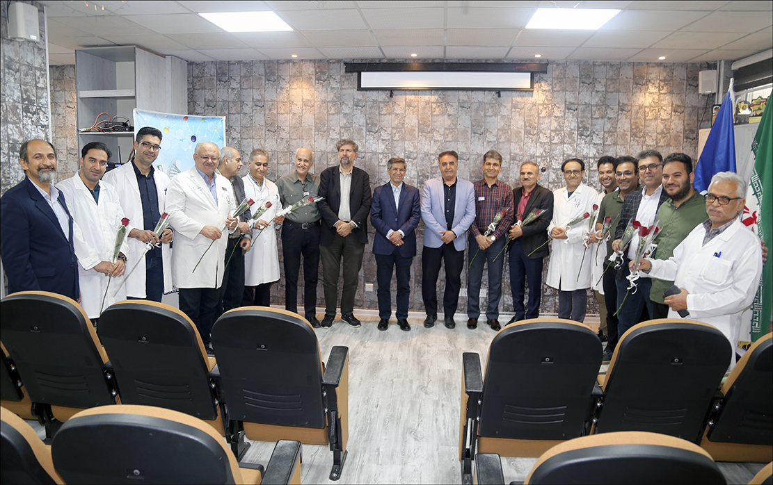 گرامی داشت روز آزمایشگاه 7