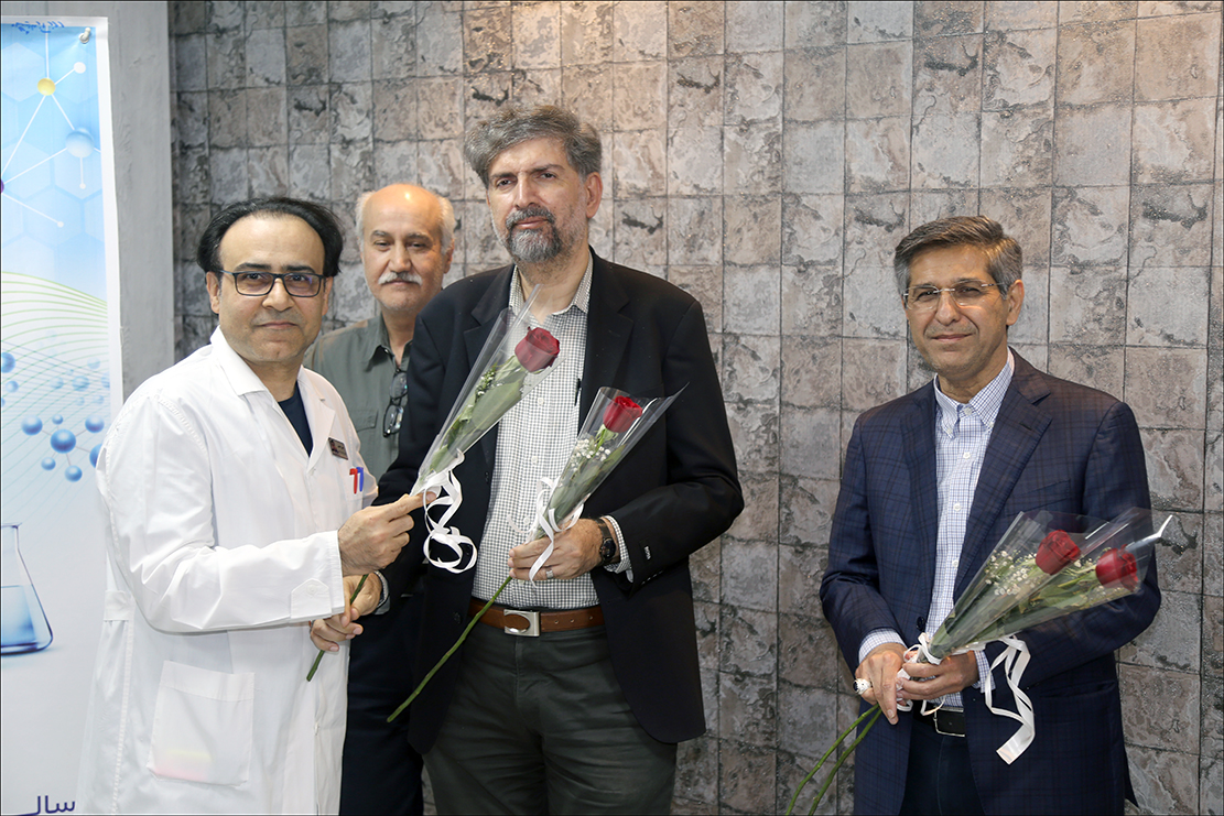 گرامی داشت روز آزمایشگاه 12