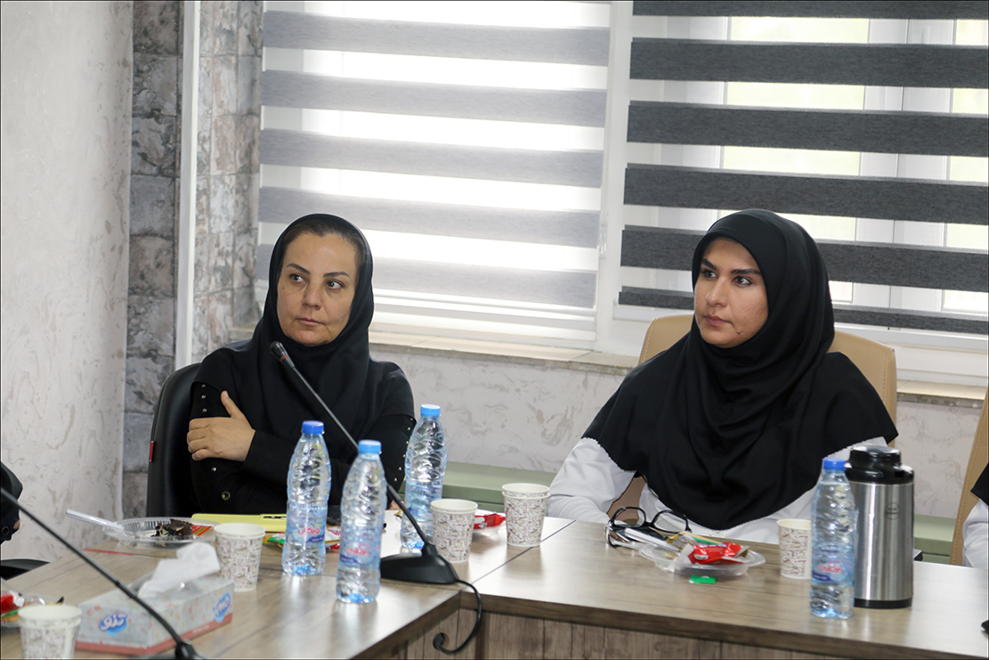 گرامی داشت روز آزمایشگاه 14