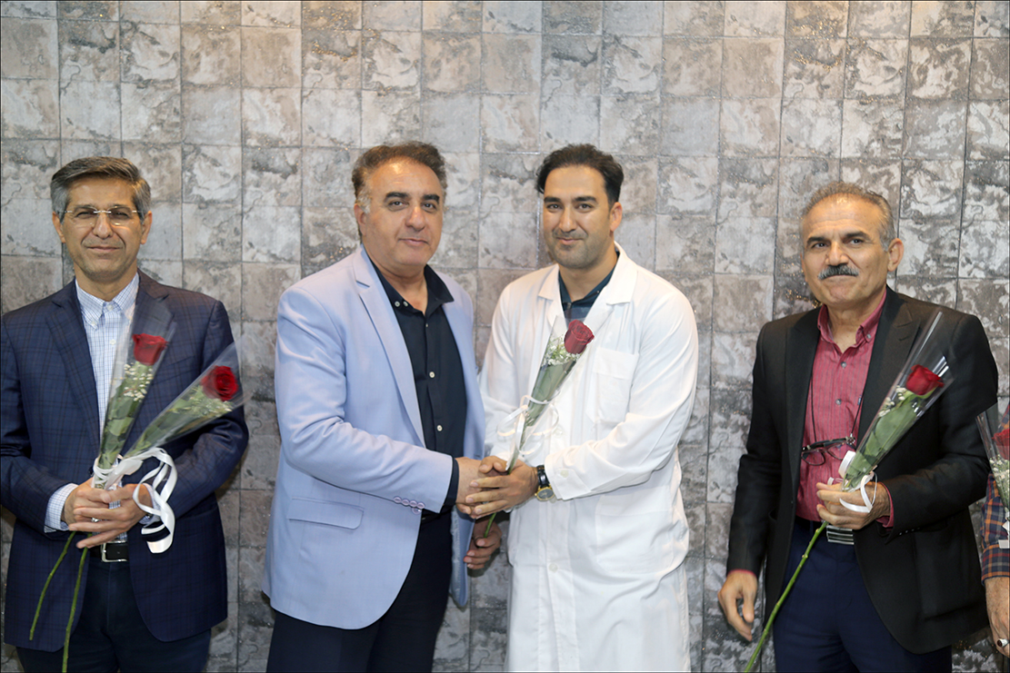 گرامی داشت روز آزمایشگاه 16