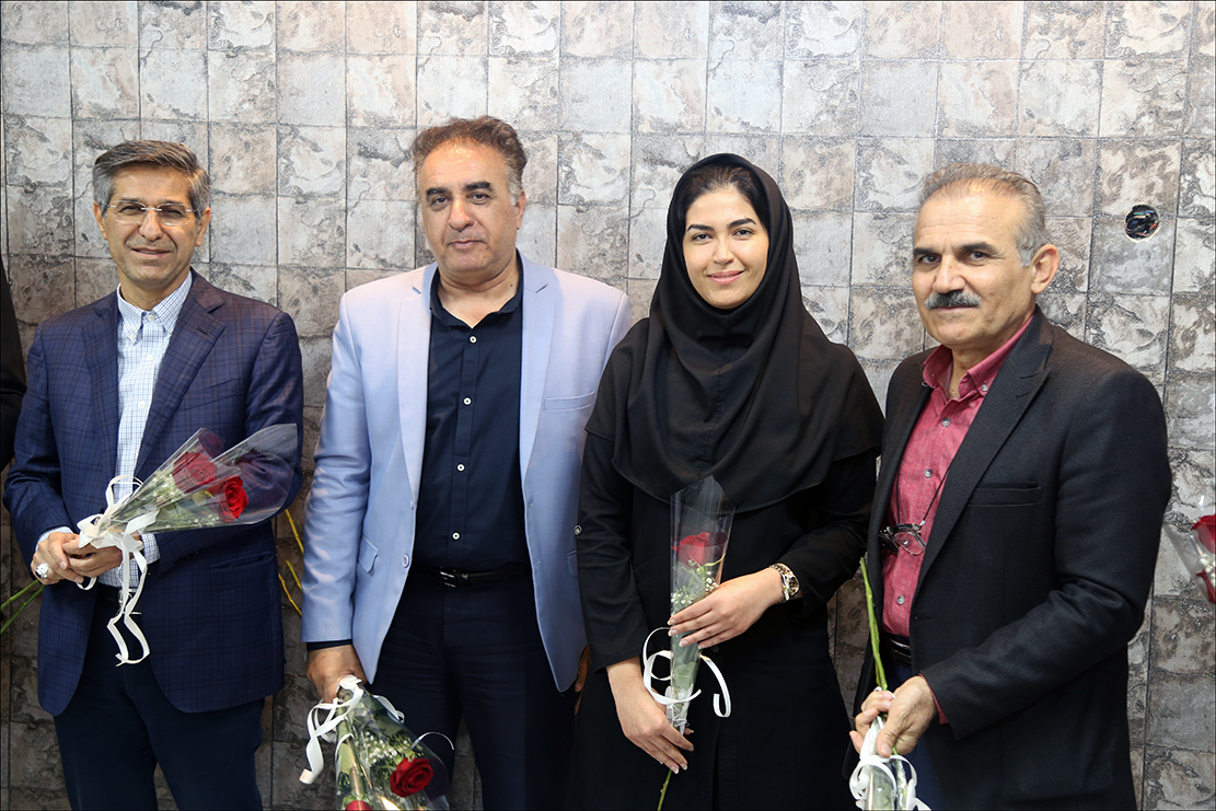 گرامی داشت روز آزمایشگاه 27