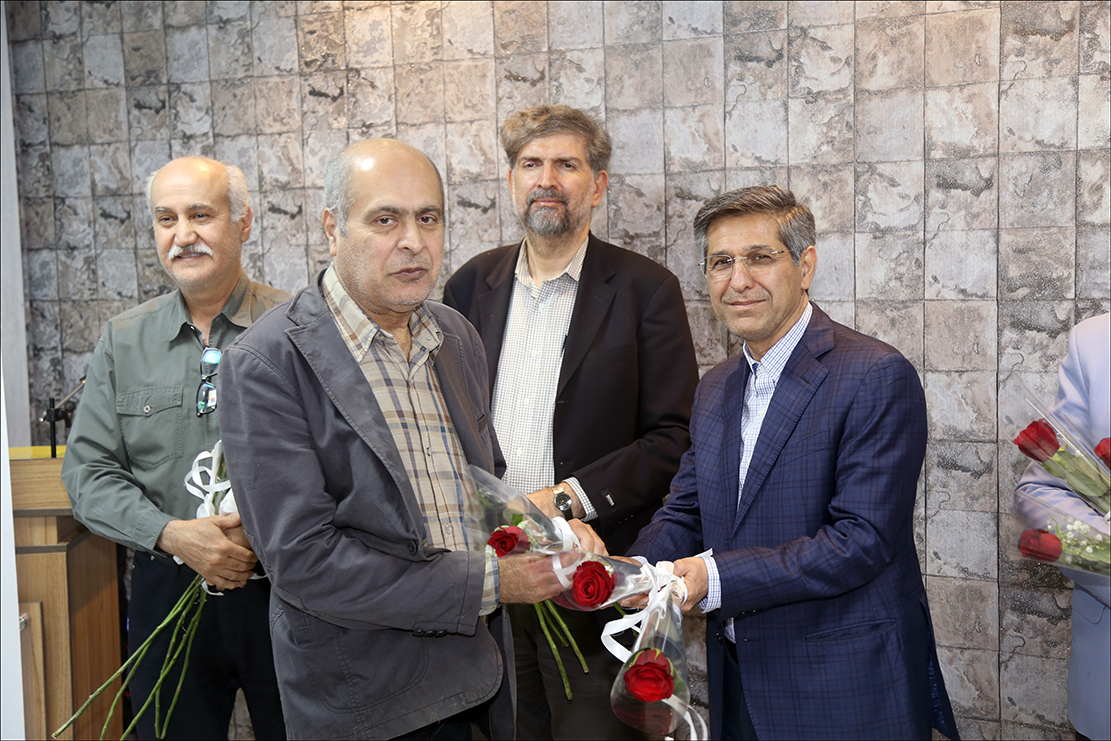 گرامی داشت روز آزمایشگاه 32