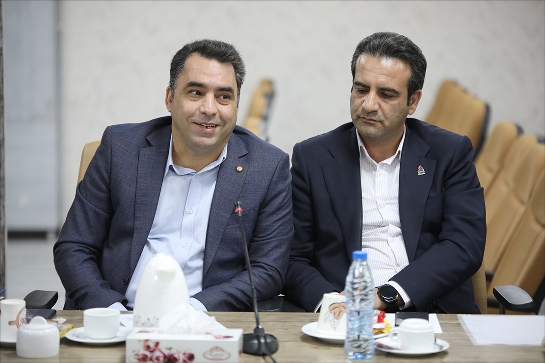 کارگروه بررسی مسائل بهداشتی و درمانی شرکت های صنعت نفت فارس تشکیل شد + گزارش تصویری 10