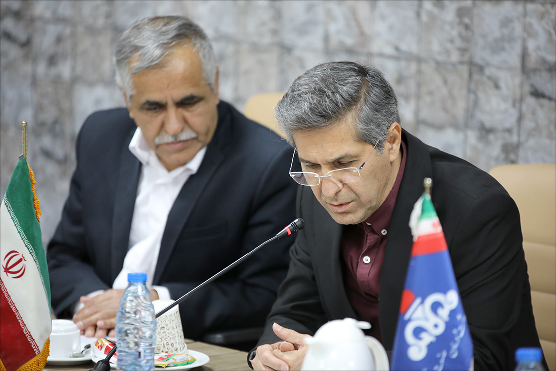 نشست هم اندیشی روسا و کارشناسان HSE شرکت های نفتی فارس برگزار شد 7