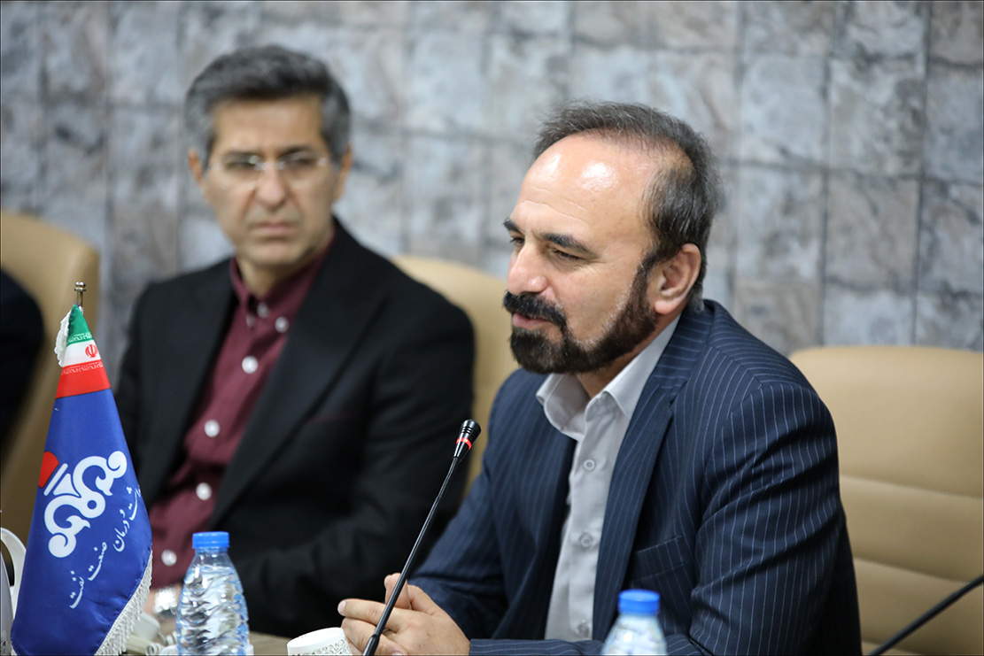 نشست هم اندیشی روسا و کارشناسان HSE شرکت های نفتی فارس برگزار شد 18