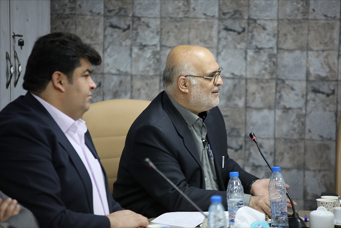 نشست هم اندیشی روسا و کارشناسان HSE شرکت های نفتی فارس برگزار شد 36