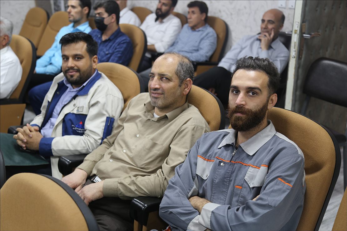 روز کارگر ارم 33