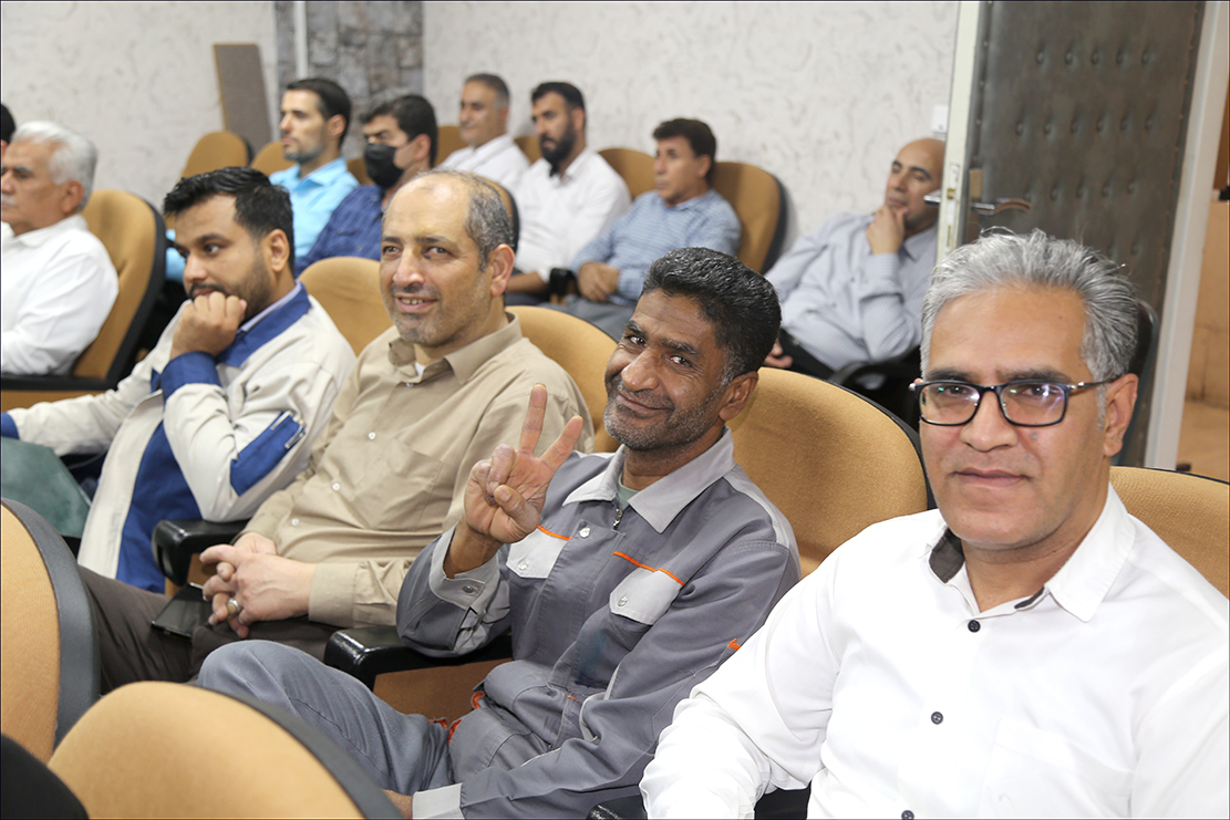 روز کارگر ارم 43