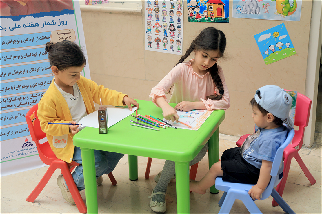 برپایی ایستگاه نقاشی کودکان به مناسبت هفته بدون دخانیات  8