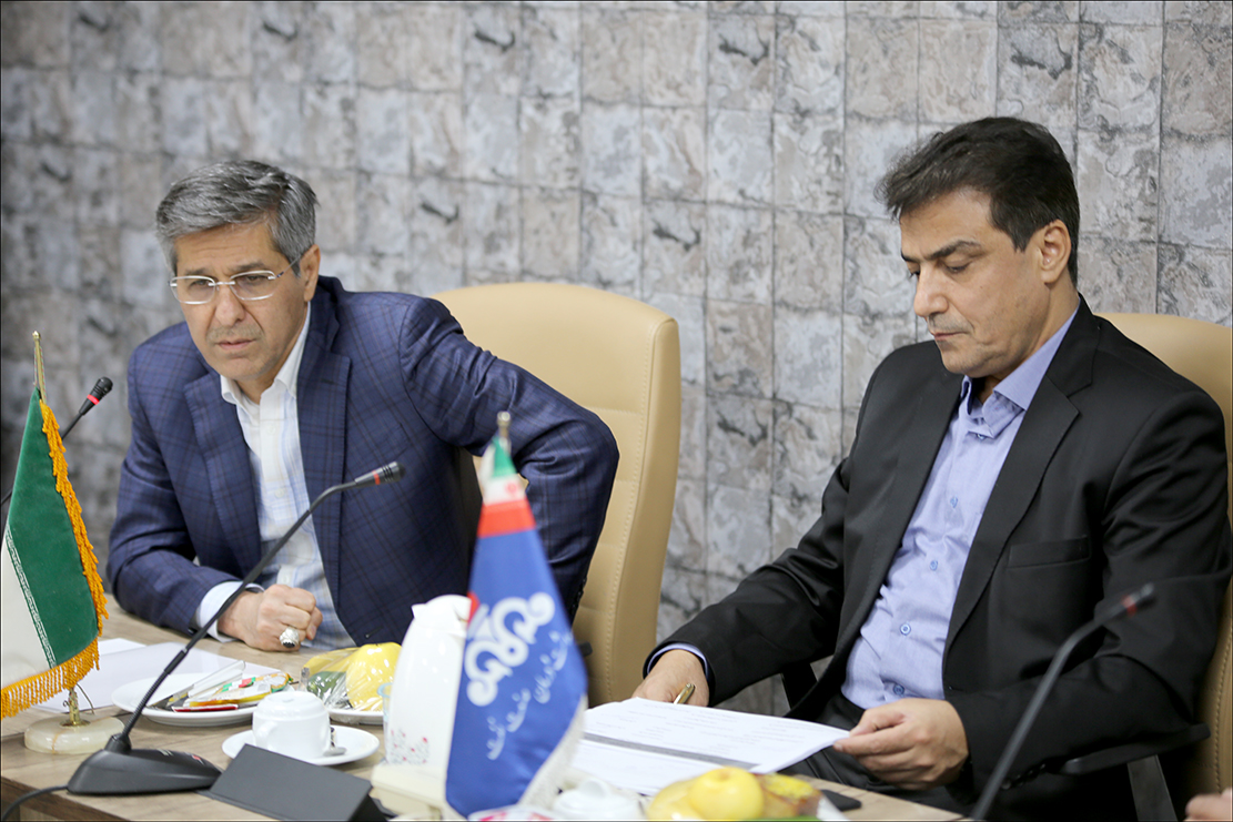 مدیر برنامه ریزی سازمان میهمان بهداشت و درمان صنعت نفت فارس شد 4