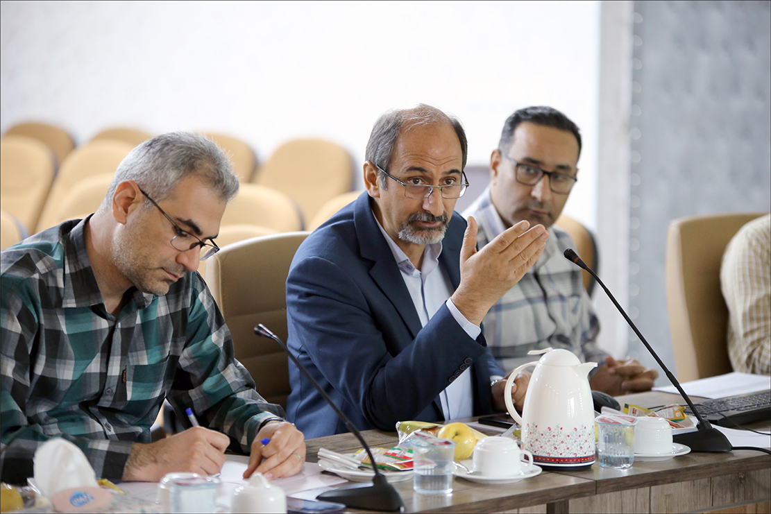 مدیر برنامه ریزی سازمان میهمان بهداشت و درمان صنعت نفت فارس شد 15