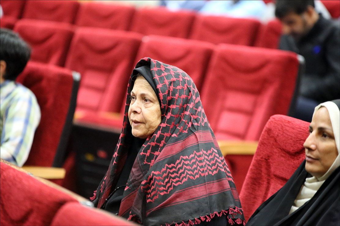 برگزاری پیش یادواره شهدای مدافع حرم استان فارس در شیراز 20