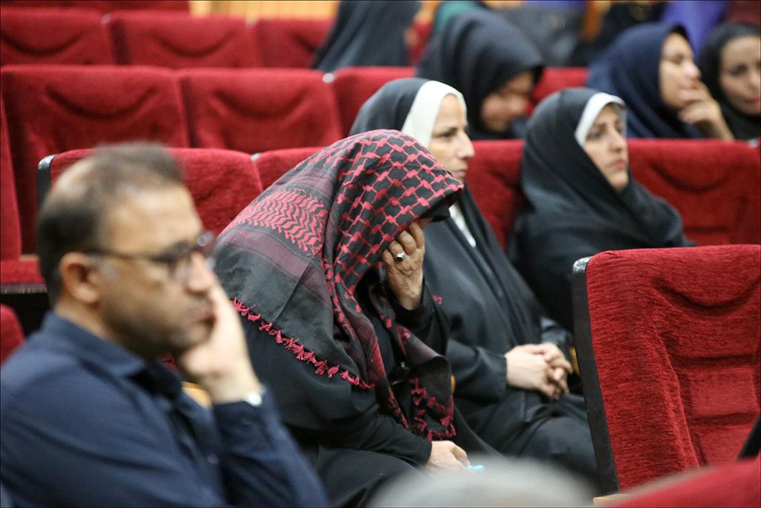 برگزاری پیش یادواره شهدای مدافع حرم استان فارس در شیراز 27