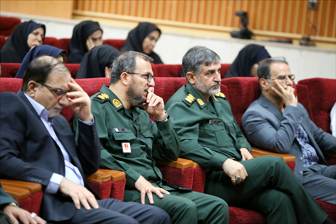 برگزاری پیش یادواره شهدای مدافع حرم استان فارس در شیراز 28