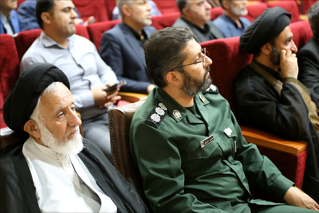 برگزاری پیش یادواره شهدای مدافع حرم استان فارس در شیراز 29