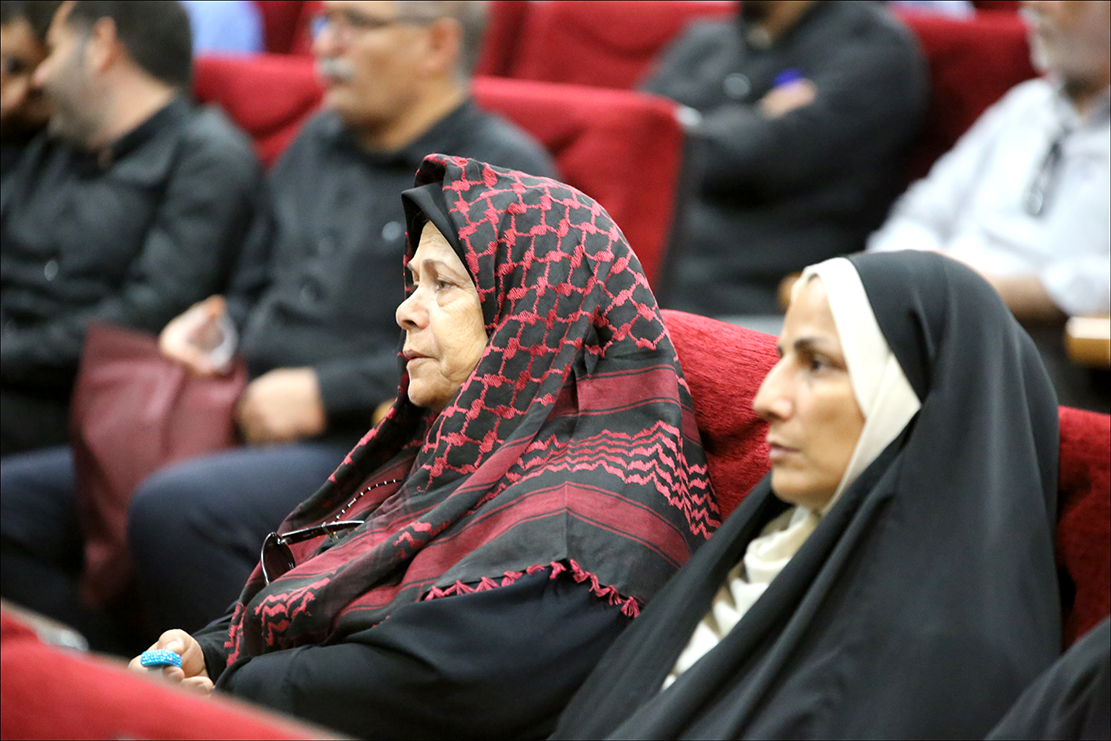 برگزاری پیش یادواره شهدای مدافع حرم استان فارس در شیراز 36