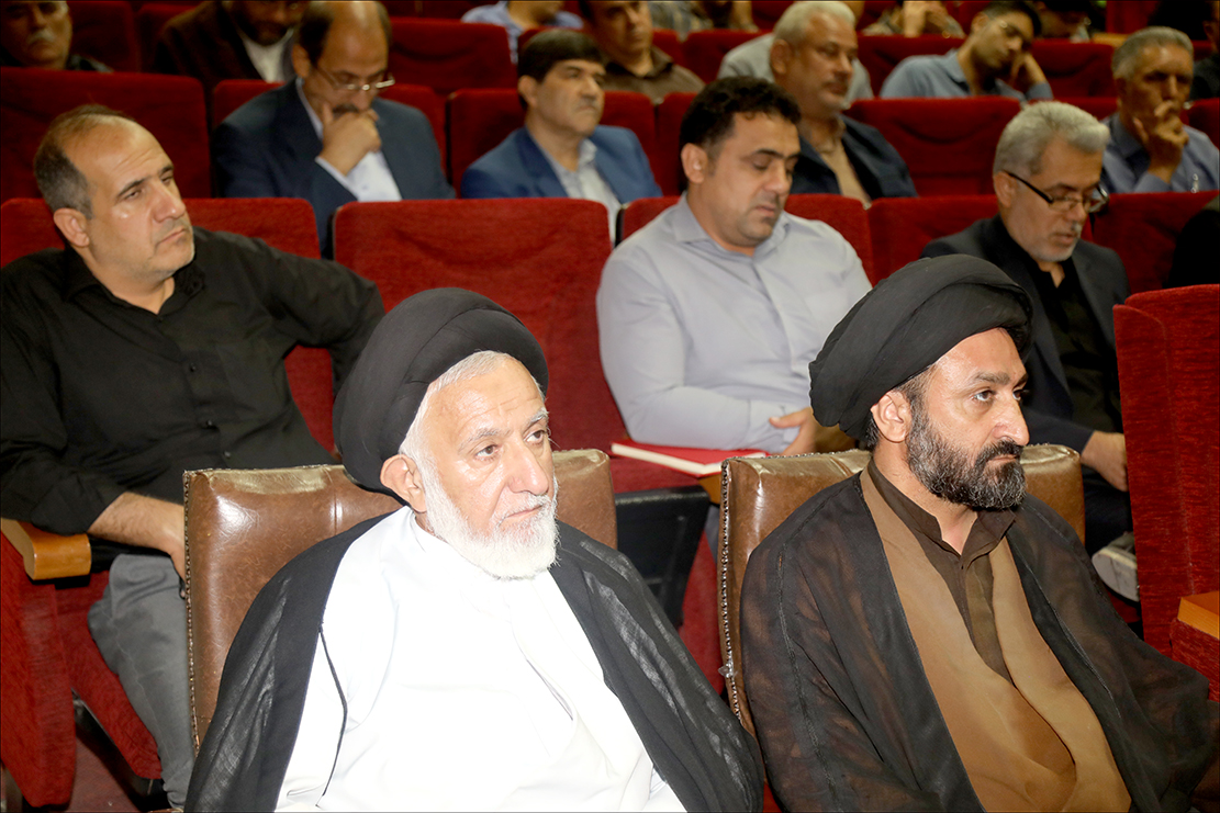 برگزاری پیش یادواره شهدای مدافع حرم استان فارس در شیراز 54