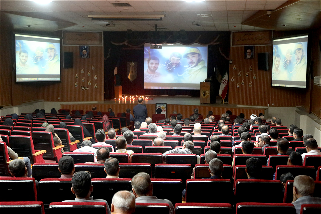 برگزاری پیش یادواره شهدای مدافع حرم استان فارس در شیراز 59