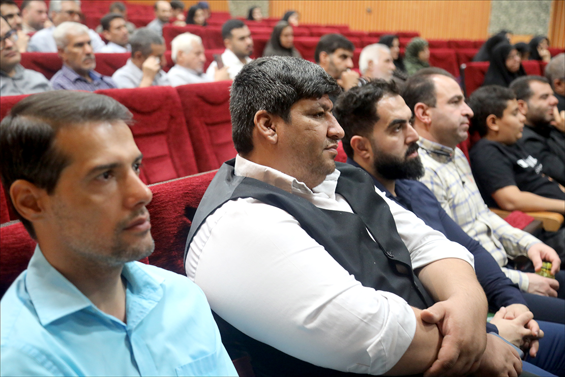 برگزاری پیش یادواره شهدای مدافع حرم استان فارس در شیراز 62