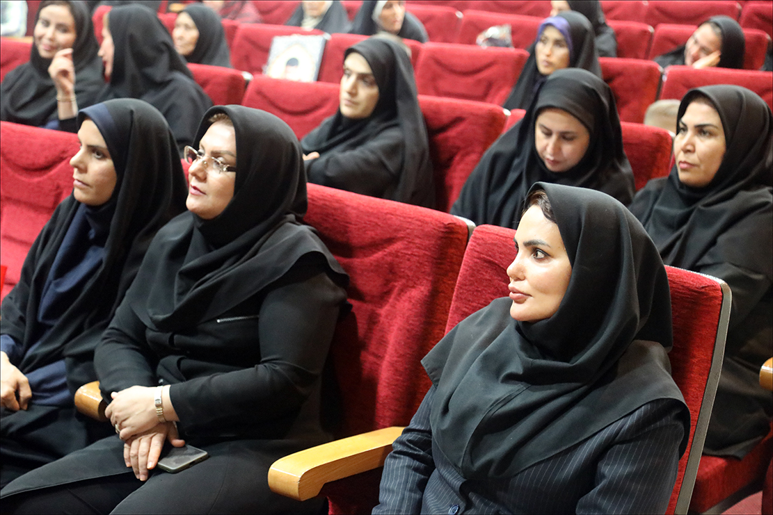 برگزاری پیش یادواره شهدای مدافع حرم استان فارس در شیراز 75