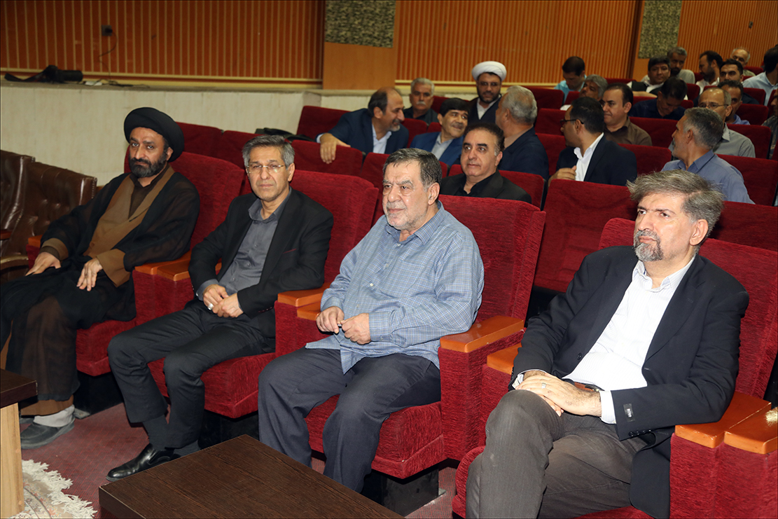 برگزاری پیش یادواره شهدای مدافع حرم استان فارس در شیراز 81