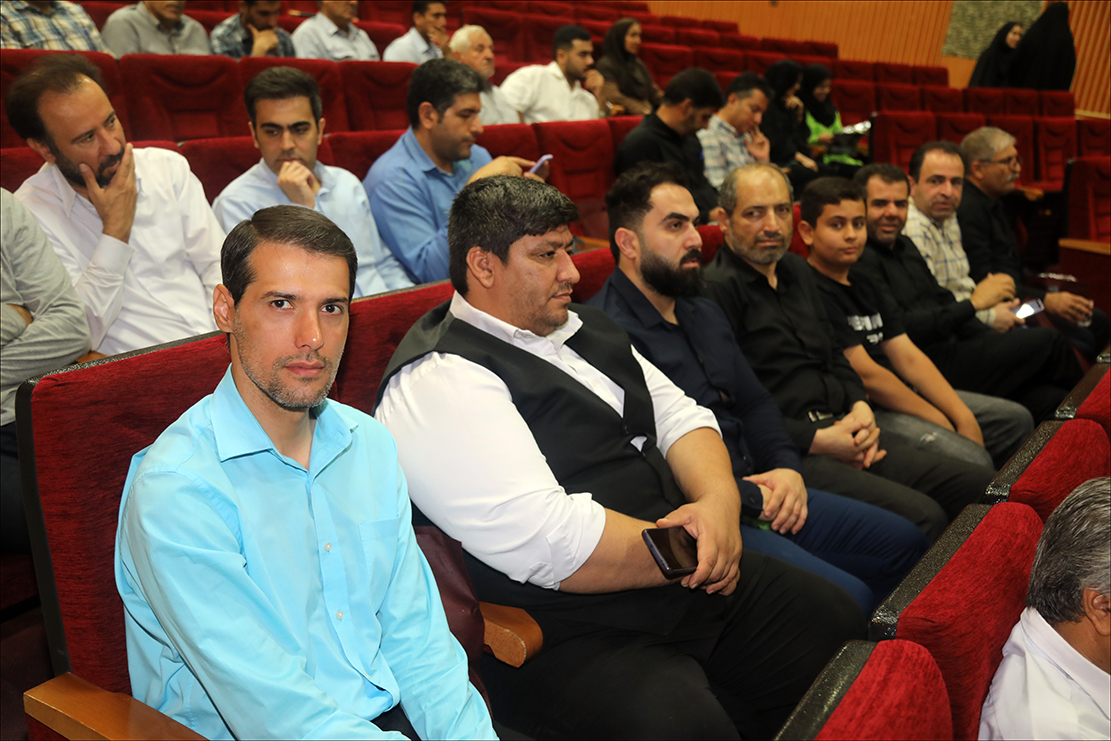 برگزاری پیش یادواره شهدای مدافع حرم استان فارس در شیراز 84