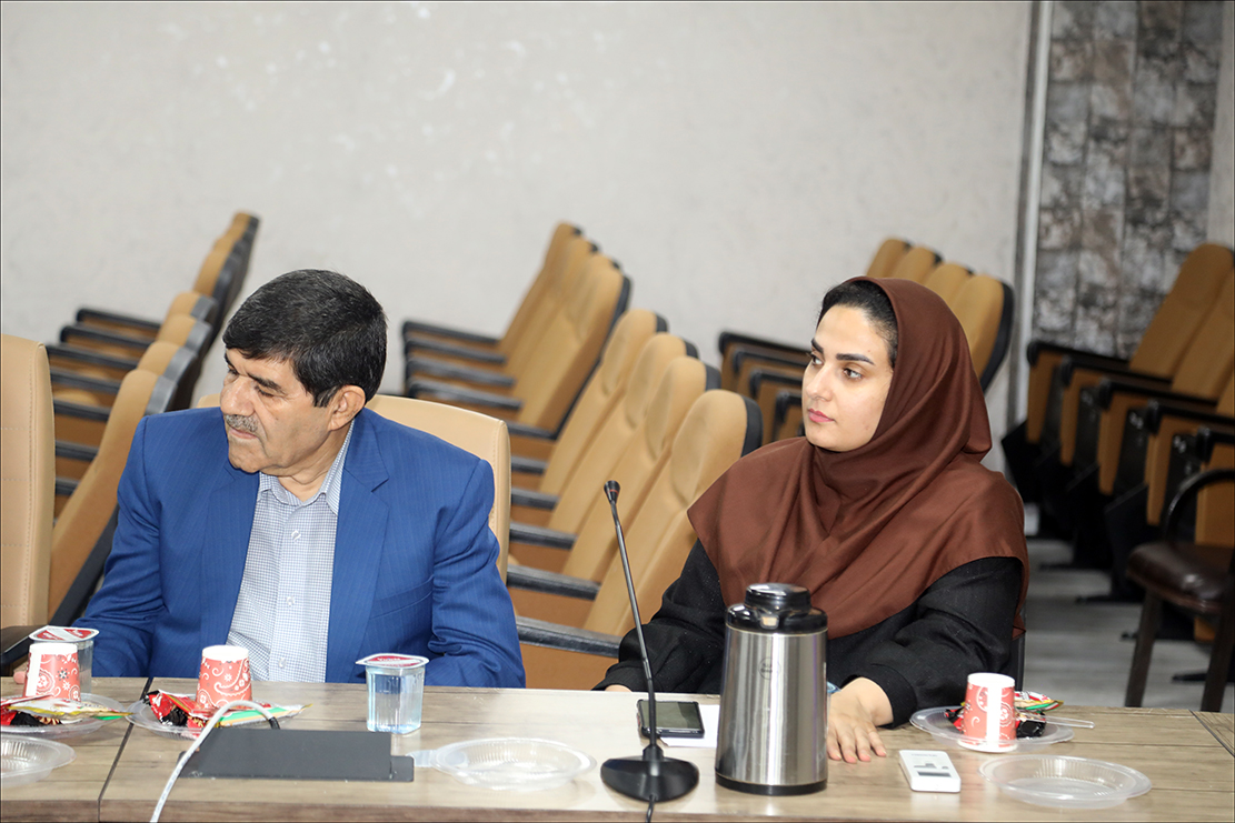 فیزیوتراپیست های بهداشت و درمان صنعت نفت فارس مورد تقدیر قرار گرفتند 2