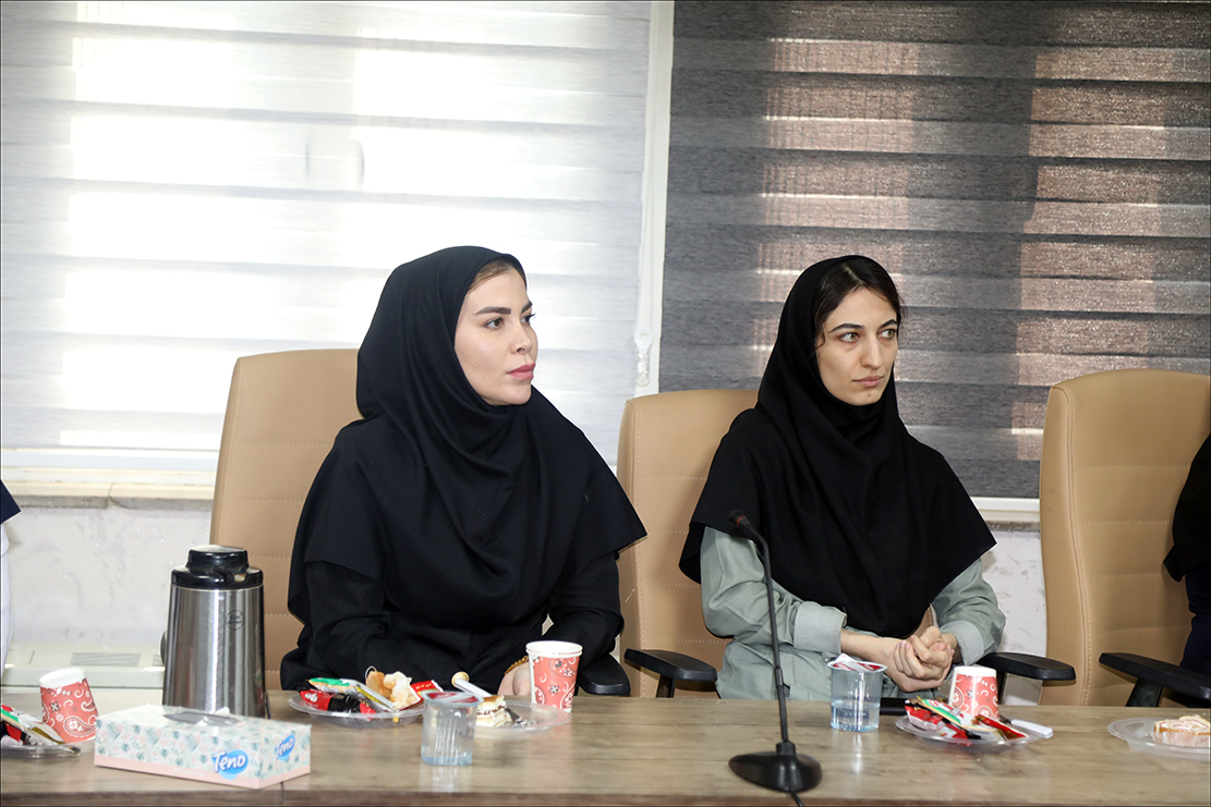 فیزیوتراپیست های بهداشت و درمان صنعت نفت فارس مورد تقدیر قرار گرفتند 21