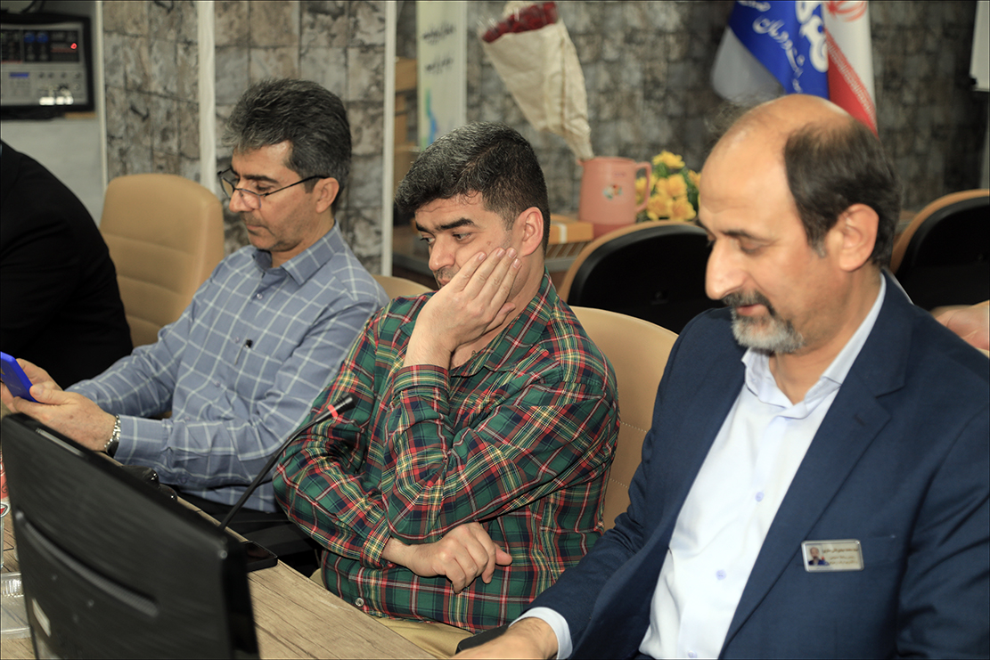 فیزیوتراپیست های بهداشت و درمان صنعت نفت فارس مورد تقدیر قرار گرفتند 25