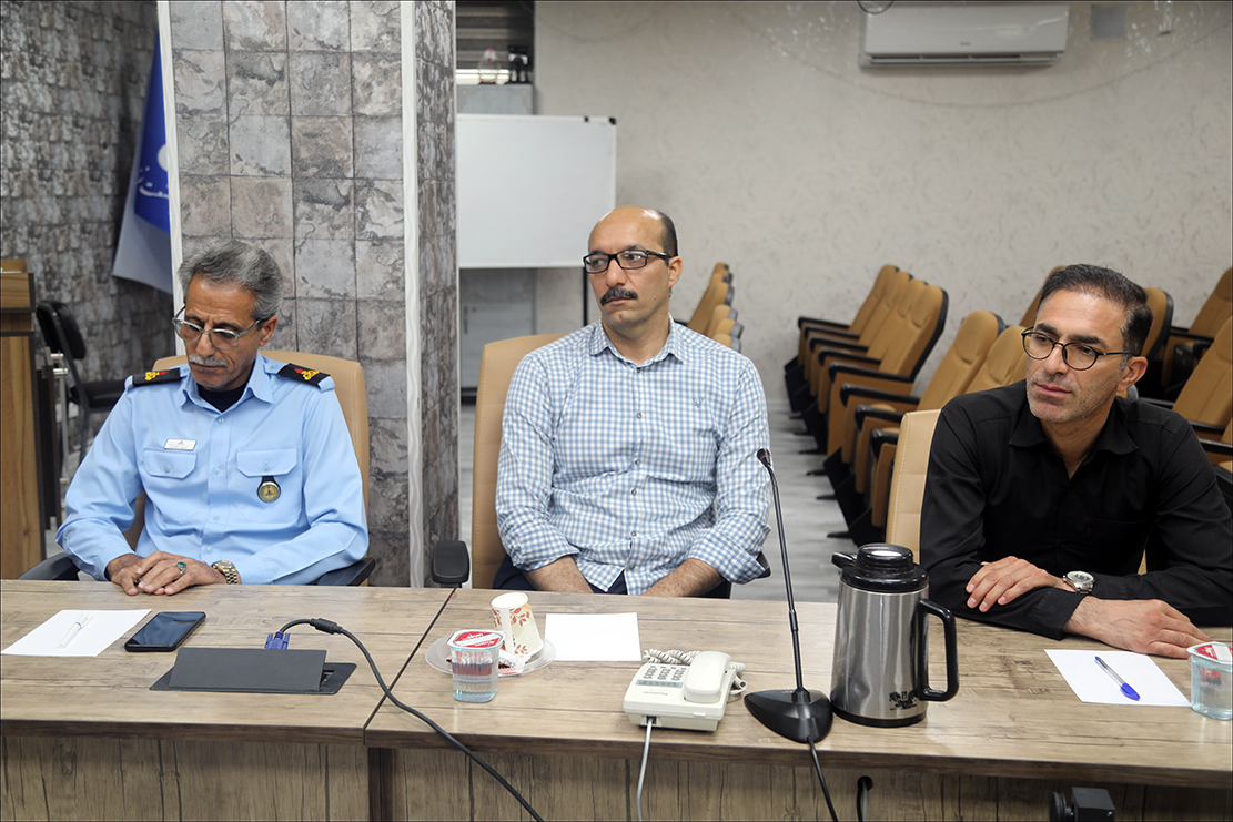 کارکنان واحد حراست بهداشت و درمان صنعت نفت فارس تجلیل شدند 6