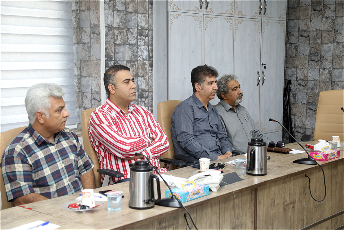 کارکنان واحد حراست بهداشت و درمان صنعت نفت فارس تجلیل شدند 10