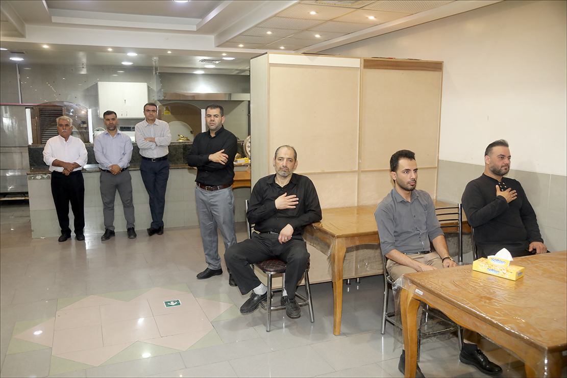 بزرگداشت دهه محرم در بهداشت و درمان صنعت نفت فارس صورت پذیرفت/زیارت عاشورا 1