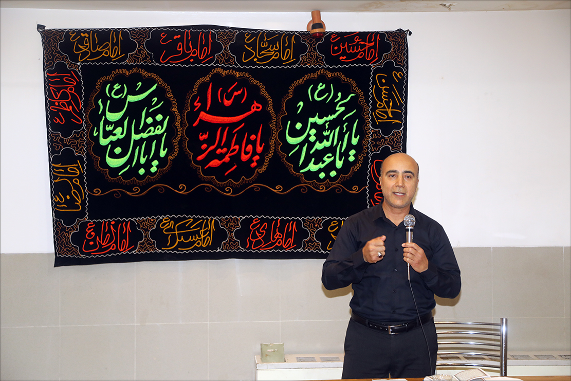 بزرگداشت دهه محرم در بهداشت و درمان صنعت نفت فارس صورت پذیرفت/زیارت عاشورا 13