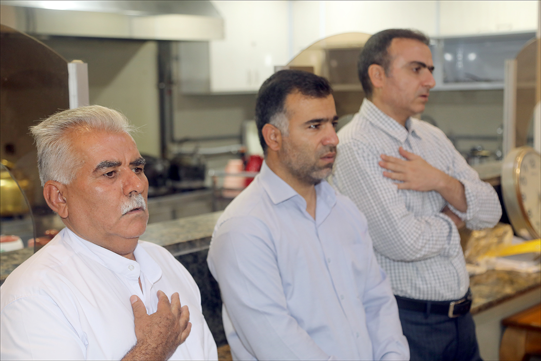 بزرگداشت دهه محرم در بهداشت و درمان صنعت نفت فارس صورت پذیرفت/زیارت عاشورا 16