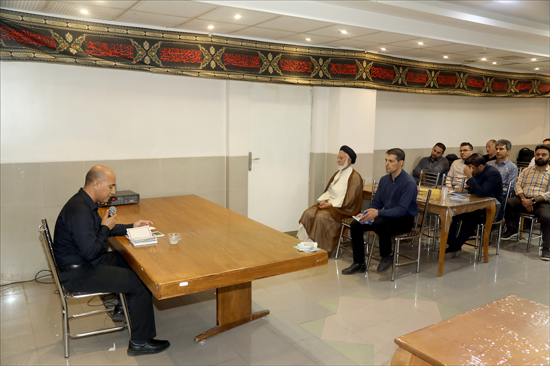 بزرگداشت دهه محرم در بهداشت و درمان صنعت نفت فارس صورت پذیرفت/زیارت عاشورا 19