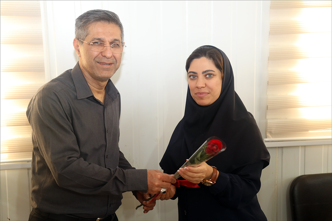 بزرگداشت روز کارمند در بهداشت و درمان صنعت نفت فارس 7