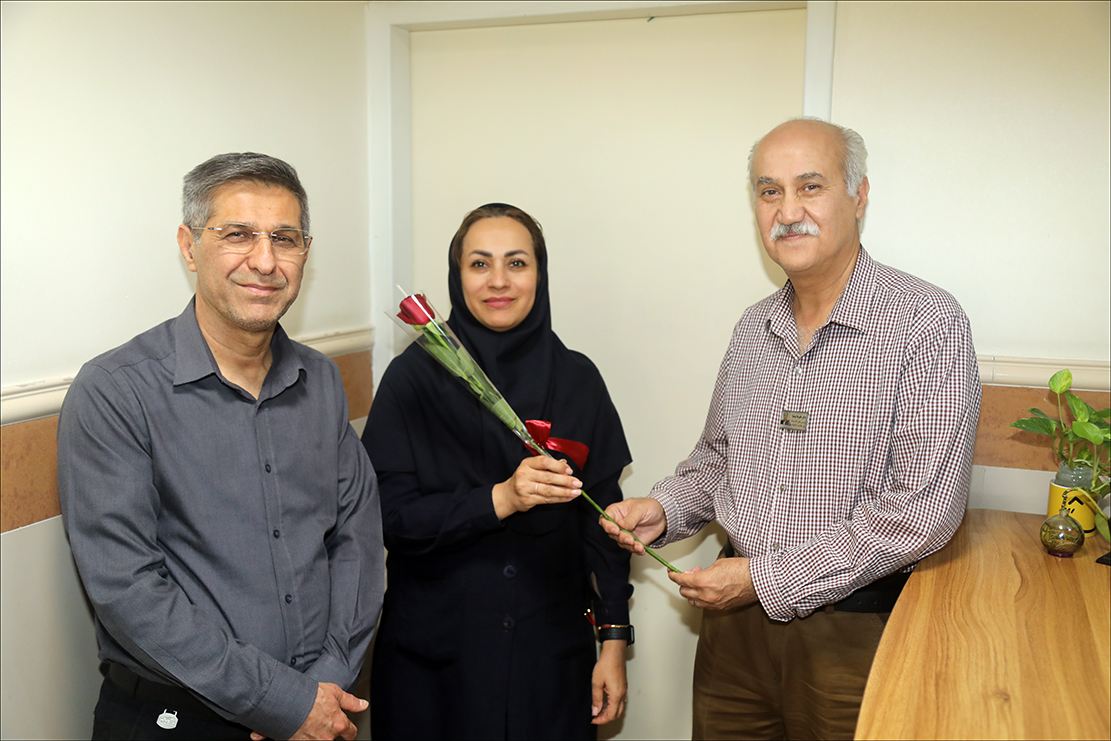 بزرگداشت روز کارمند در بهداشت و درمان صنعت نفت فارس 44