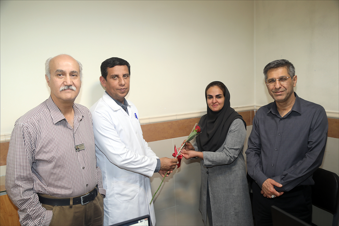 بزرگداشت روز کارمند در بهداشت و درمان صنعت نفت فارس 45