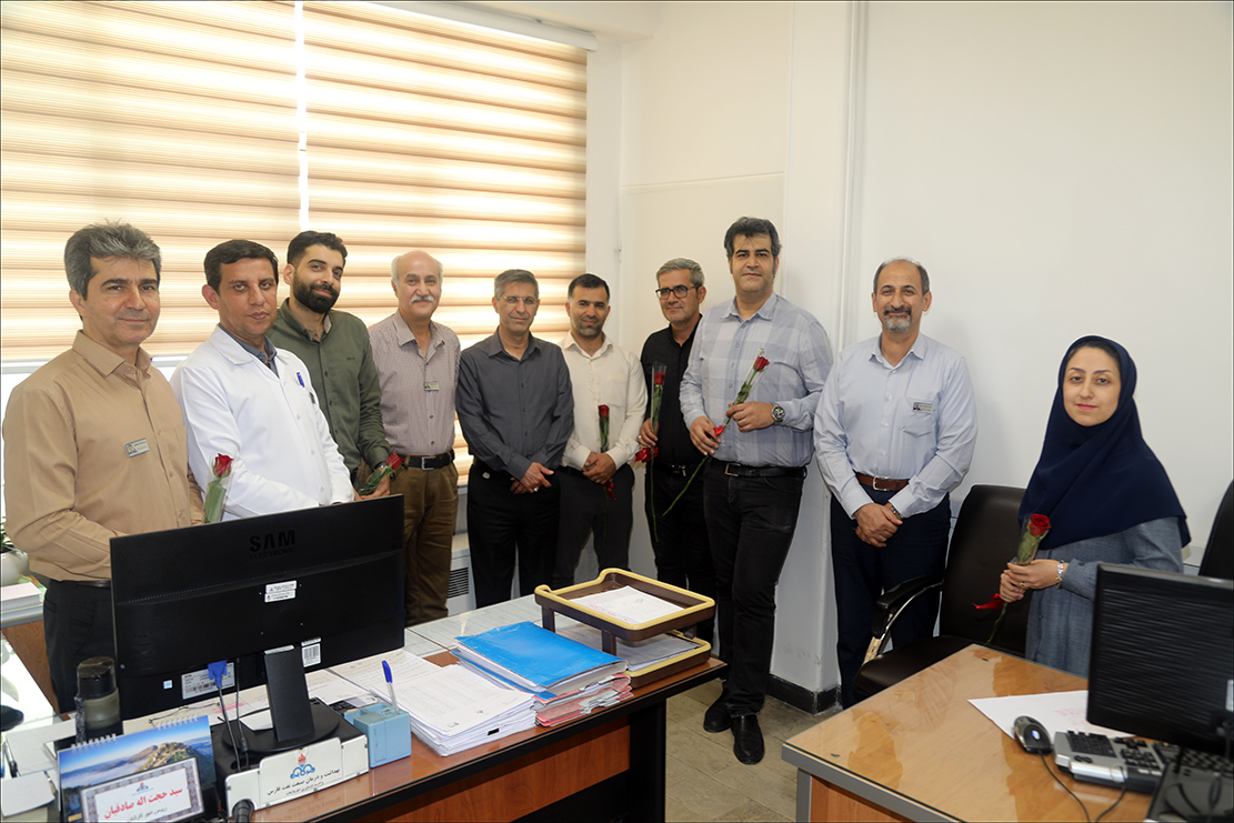 بزرگداشت روز کارمند در بهداشت و درمان صنعت نفت فارس 55