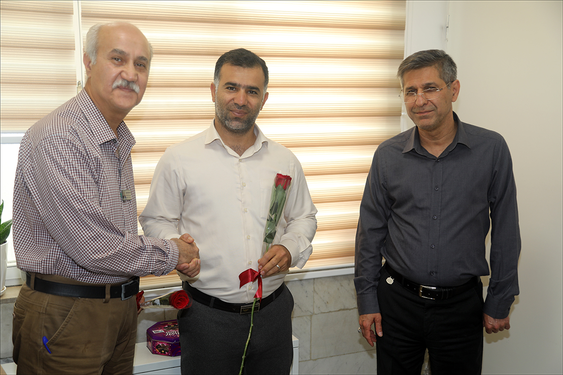 بزرگداشت روز کارمند در بهداشت و درمان صنعت نفت فارس 61