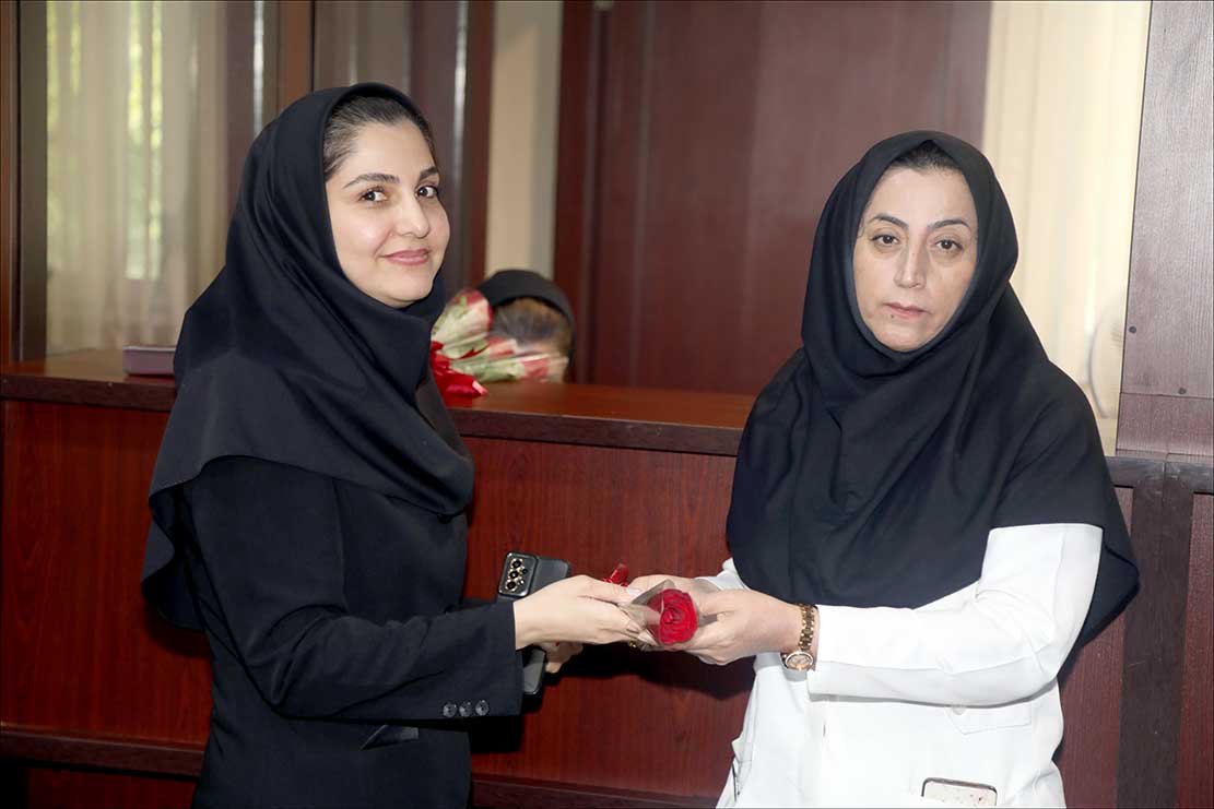 روز کارمند 2 6