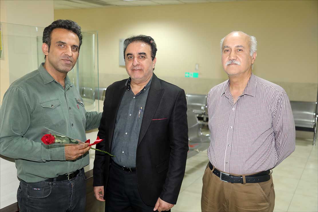 روز کارمند 2 10