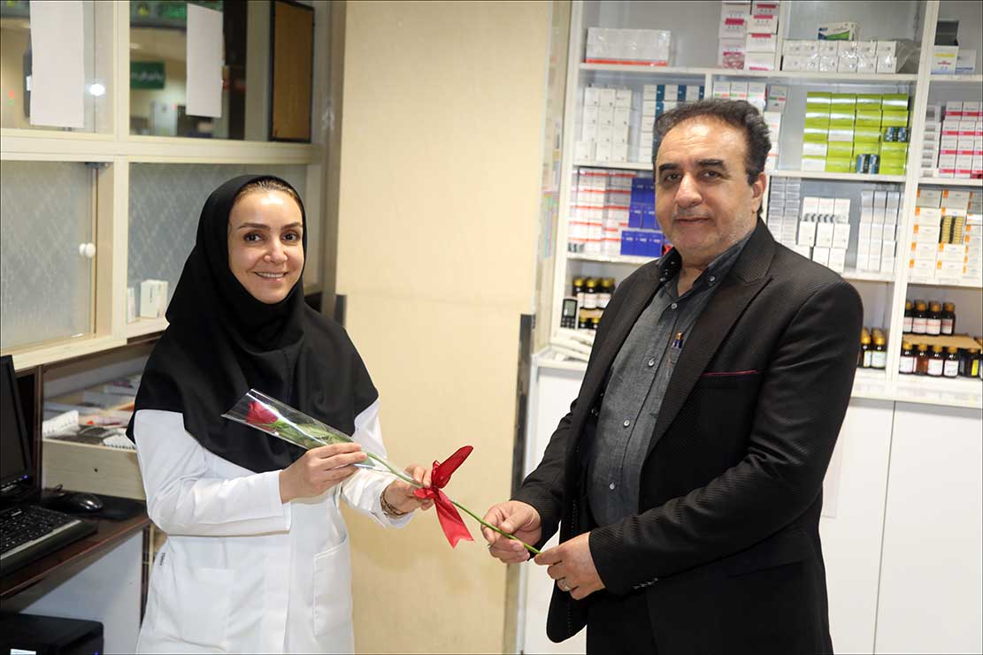 روز داروساز 2 8