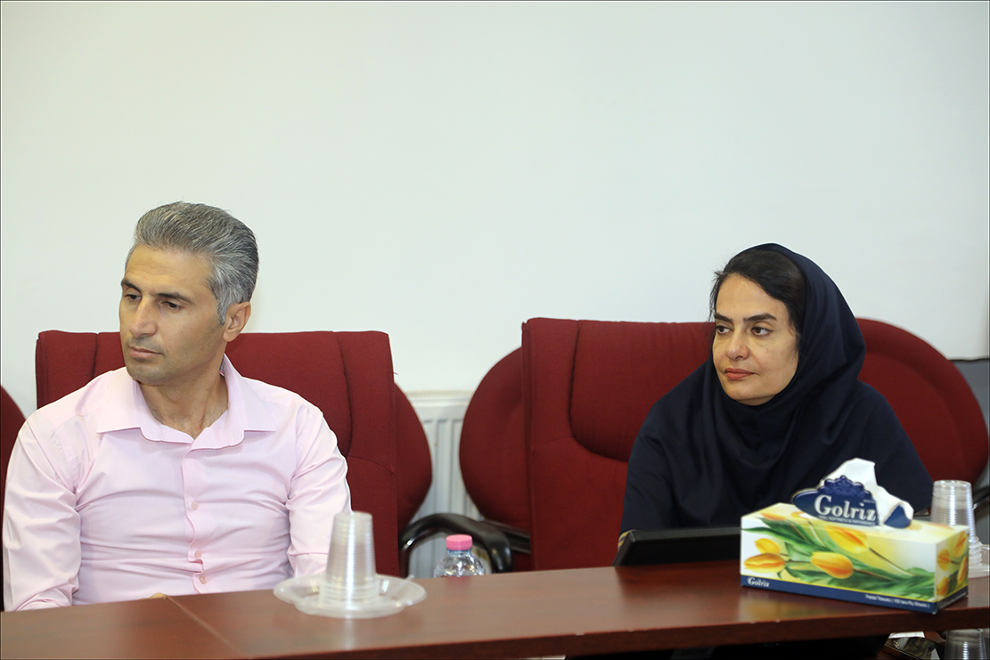 کارگاه اصول روش تحقیق و جستجوی منابع علمی برگزار شد/ برای اولین بار نشان "پژوهشگر" به شرکت کنندگان اهدا خواهد شد 11