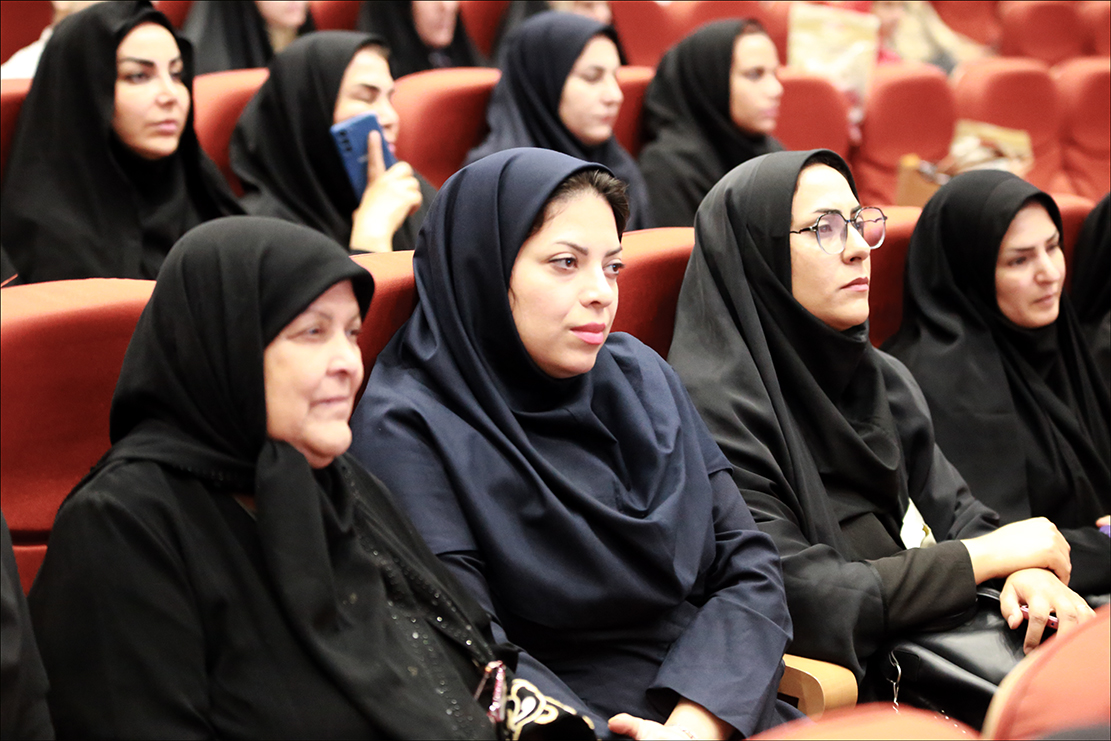 یادواره شهدای صنعت نفت فارس در پتروشیمی شیراز برگزار شد 54