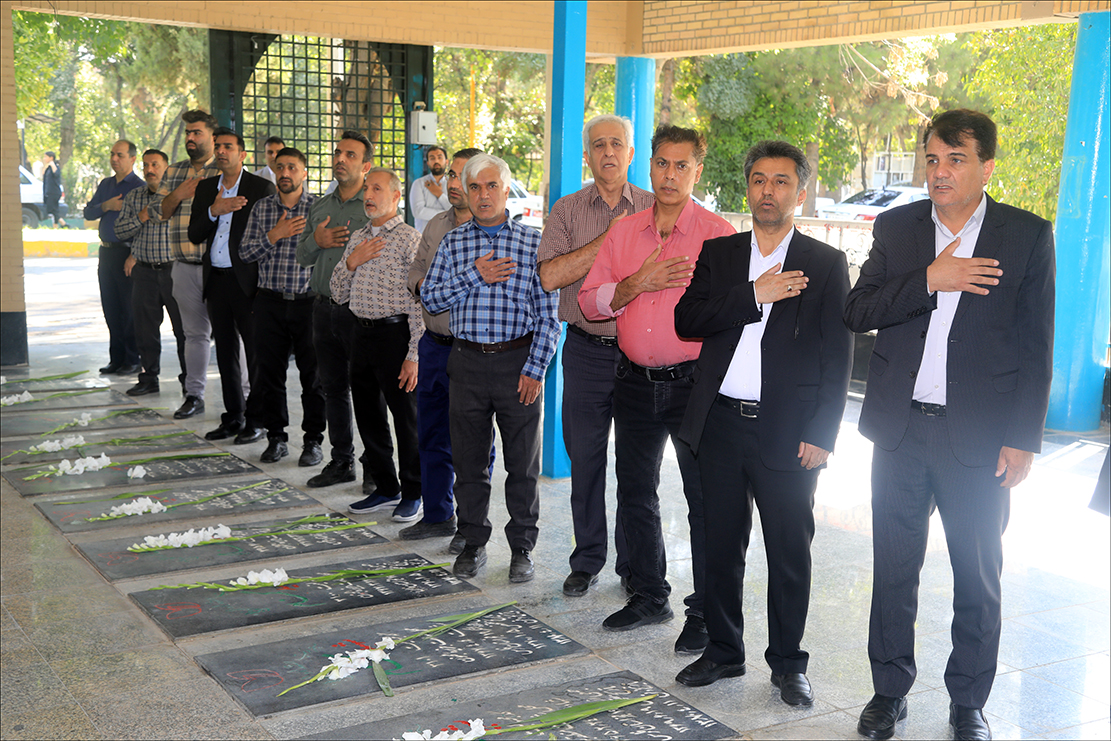 هفته دفاع مقدس/زیارت قبور شهدا 10