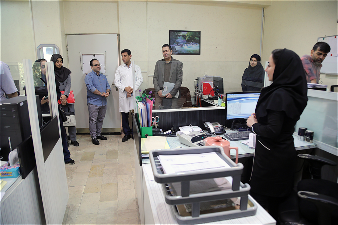 بهداشت و درمان صنعت نفت فارس میزبان تیم بازرسی دارویی شد 4