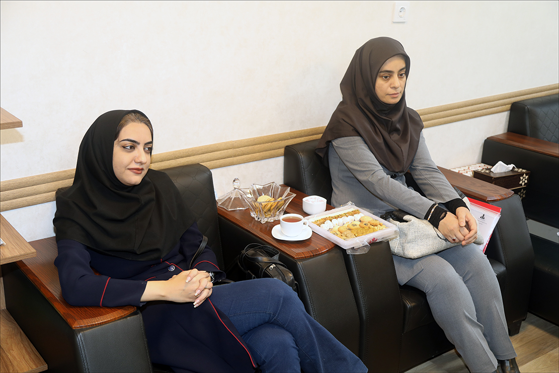 بهداشت و درمان صنعت نفت فارس میزبان تیم بازرسی دارویی شد 7