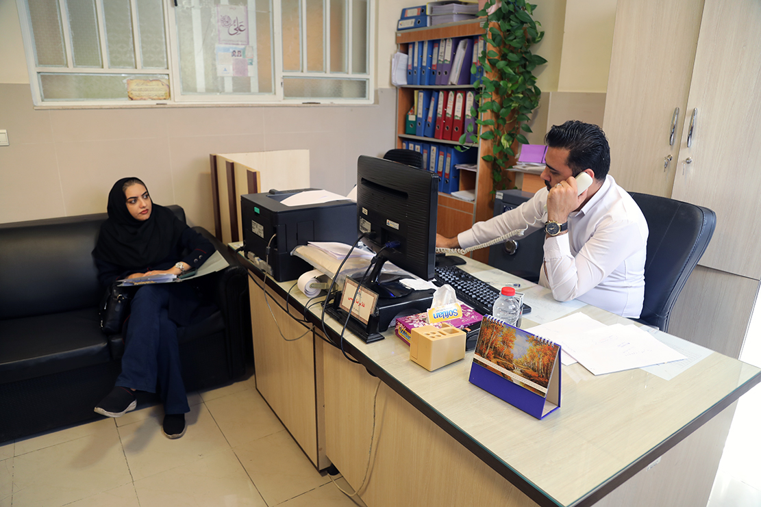 بهداشت و درمان صنعت نفت فارس میزبان تیم بازرسی دارویی شد 9