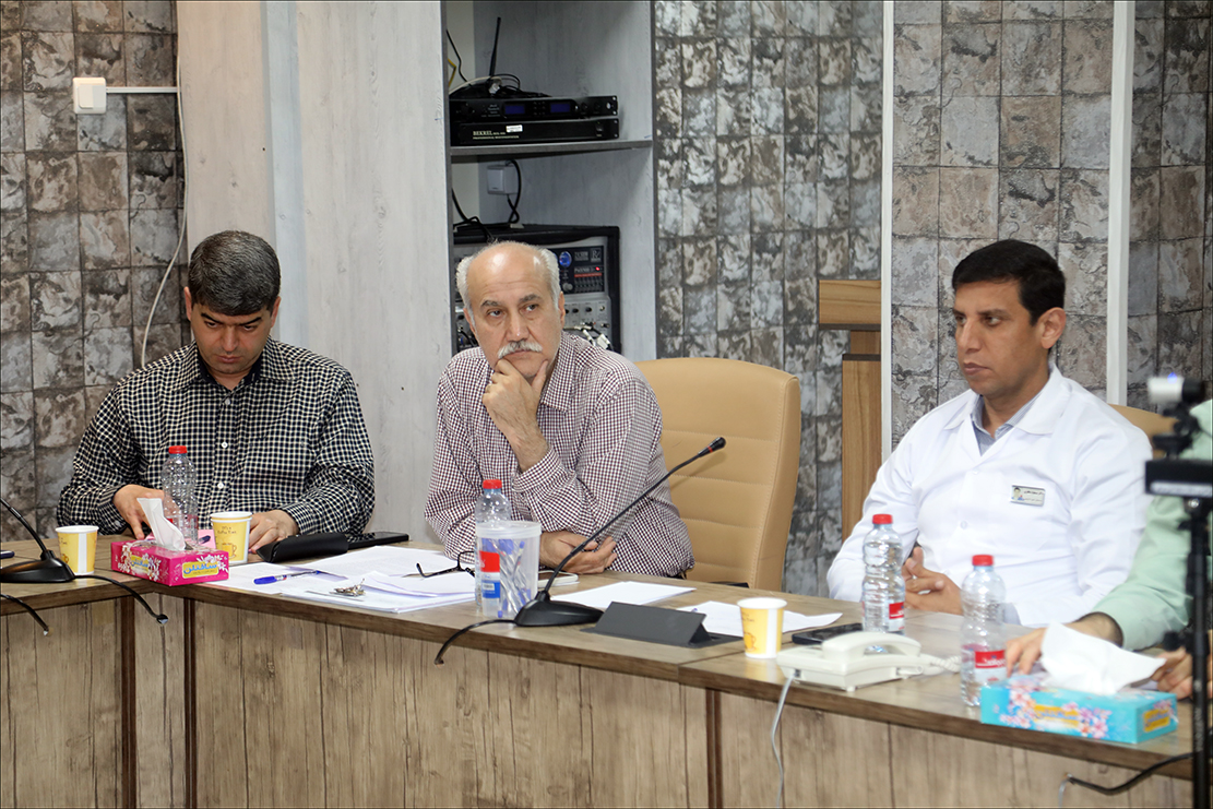 عملکرد شش ماهه بهداشت و درمان صنعت نفت فارس بررسی شد 11